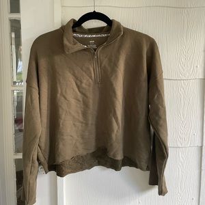Aerie cropped quarter zip sweatshirt.